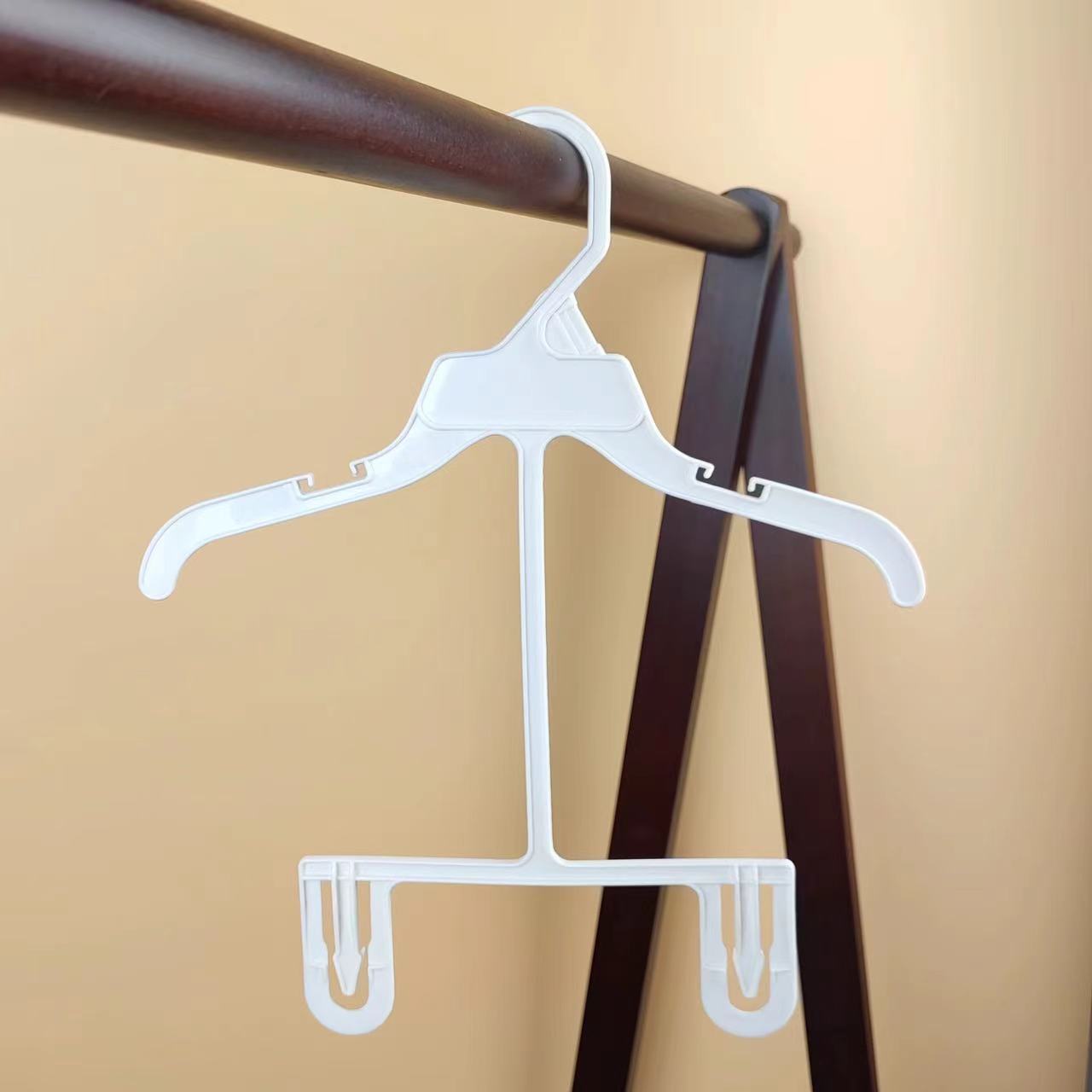 10 stuks kinderkledinghangers  - Baby Clothing Display Stand recensie en prijs