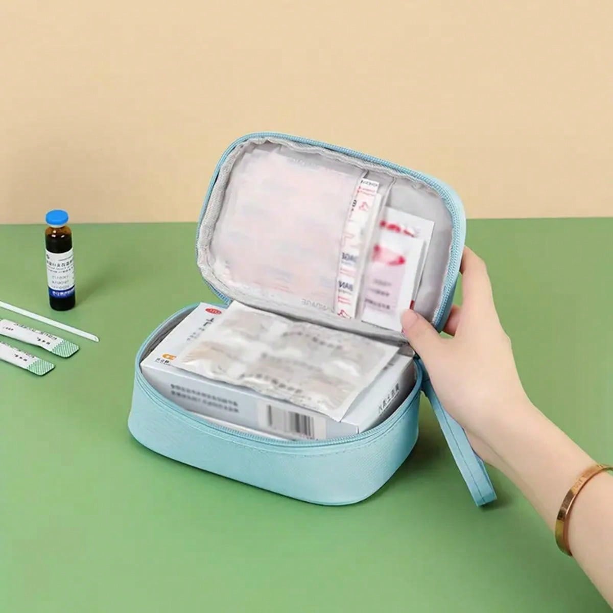Draagbare EHBO-kit, medische n - Baby Clothes Organiser recensie en prijs